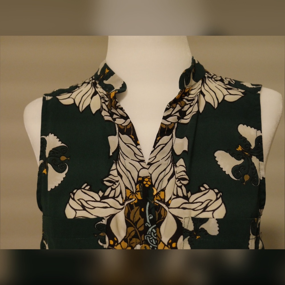 Dress - Picture 5 of 8